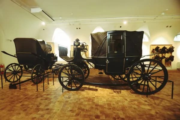 Muzeum jeździectwa Warszawa - odkryj unikalne eksponaty i historie Muzeum jeździectwa Warszawa - odkryj unikalne eksponaty i historie